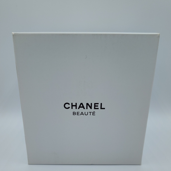 CHANEL Beauté Blue Tweed Vanity Cosmetic Train Case Zippered Beauty Organizer - Picture 12 of 13